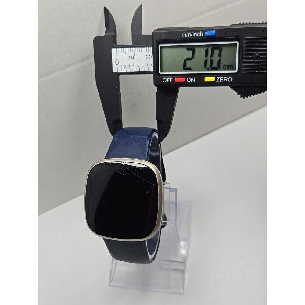 Fitbit Versa 3 FB511 Smartwatch GPS Heart Rate SpO2 Activity Tracker - Read Dis - Picture 7 of 14